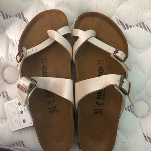 Birkenstock’s!!!! Size 10